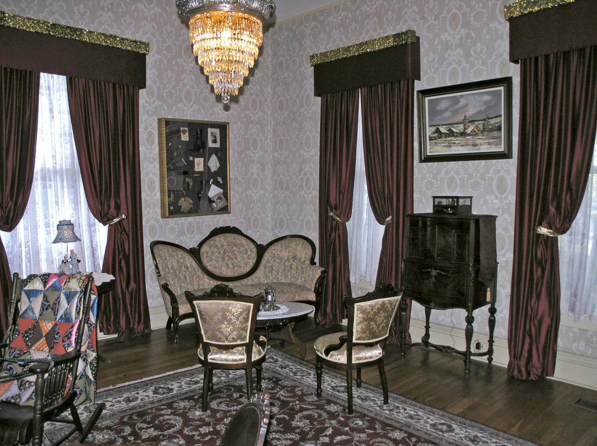 Magnolia Grove Bed And Breakfast Hernando Exteriör bild
